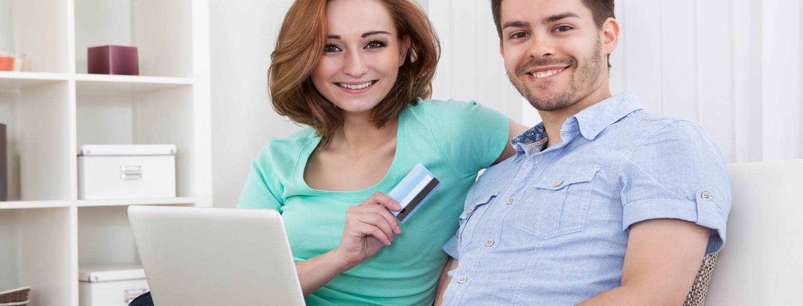 CONTRATE SEM SAIR DE CASA